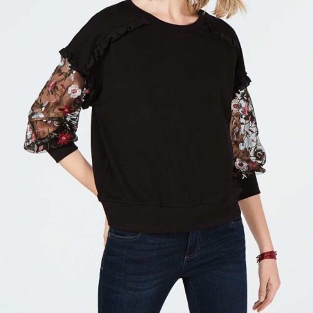 CeCe Black sweatshirt